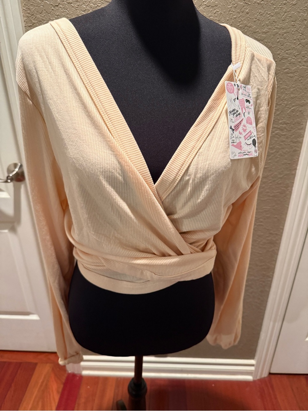 NWT Latched Mama Peach Wrap Ribbed Long Sleeve Top